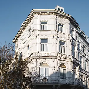 Beaumont 4*, Maastricht Niederlande